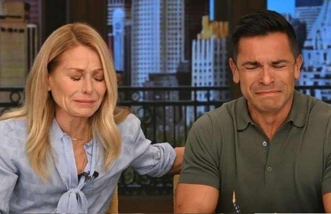 Breaking News: Kelly Ripa & Mark Consuelos confirmed… See more – story-veterans.com